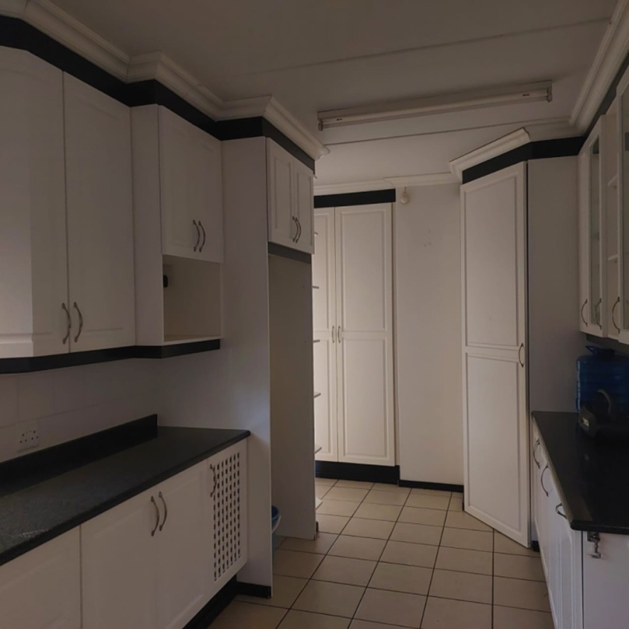 4 Bedroom Property for Sale in Kaffrarian Heights Eastern Cape